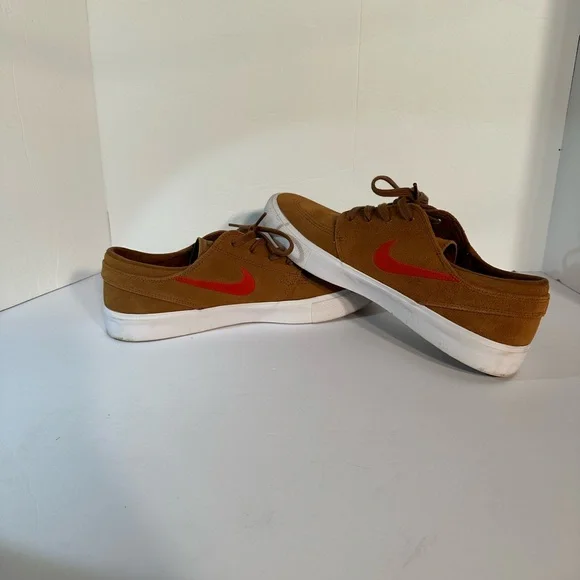 Nike SB Zoom Janoski RM Skate Shoe Men’s 10 Brown Suede Red Swoosh AQ7475-204 - Picture 2 of 15